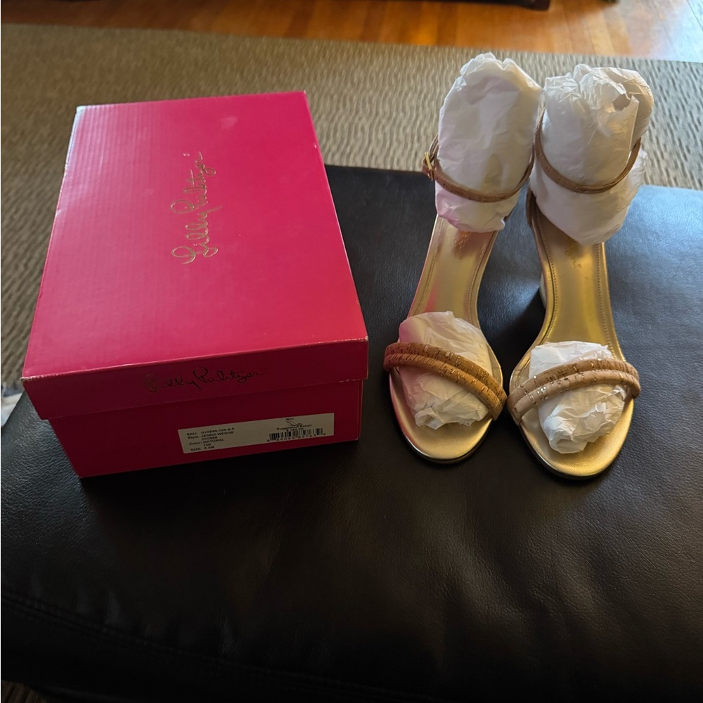 Lilly Pulitzer Jenna Wedge - NWOT - box included - Size 8.5